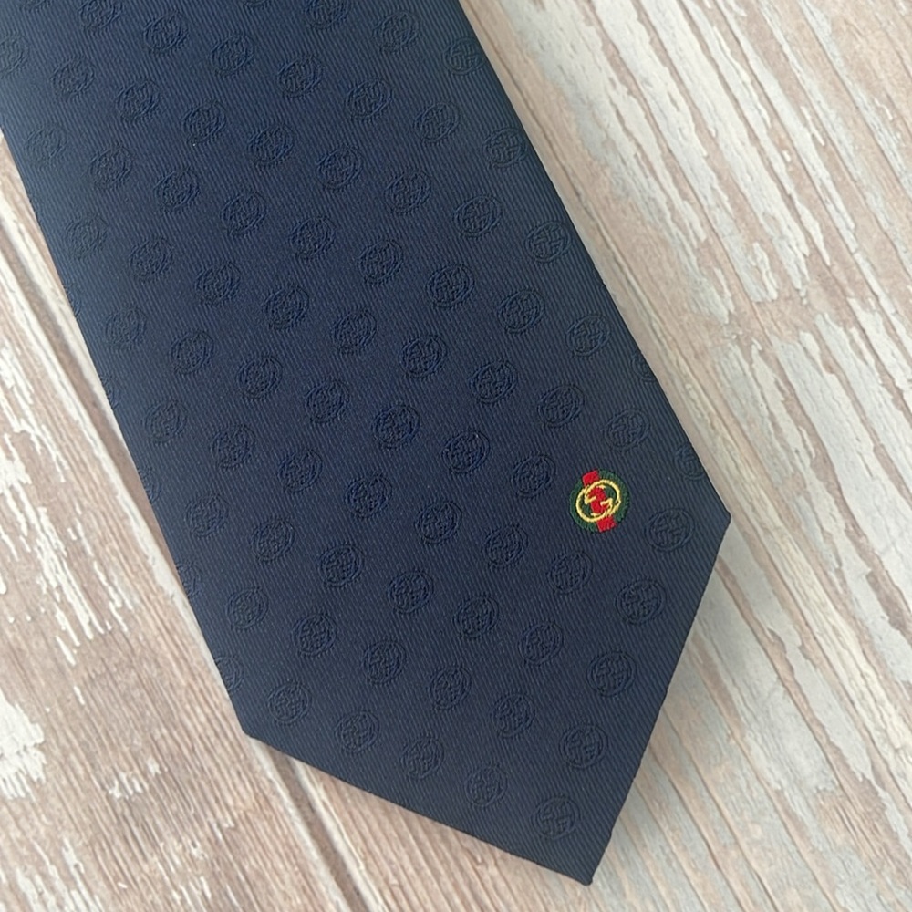 $350 NEW Authentic GUCCI Navy Blue Tie gift for him + paper bag GG LOGO - Picture 4 of 13